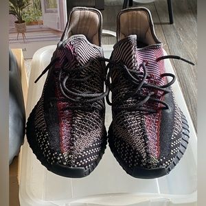 Adidas Yeezy Boost 350 V2 Yecheil